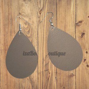 Pearl Teardrop Faux Leather Earrings (2) ER1694 Handmade NWT Boutique